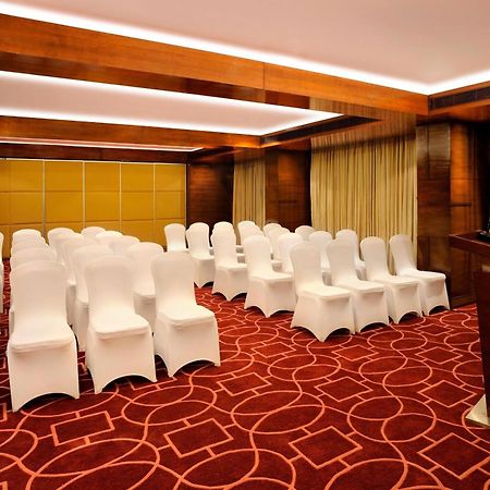 Four Points By Sheraton Ahmedabad Eksteriør bilde