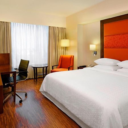 Four Points By Sheraton Ahmedabad Eksteriør bilde