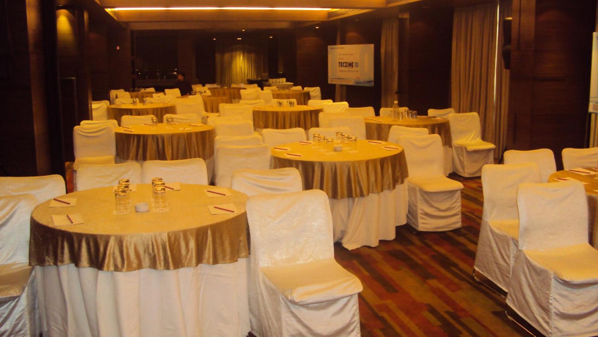 Four Points By Sheraton Ahmedabad Eksteriør bilde