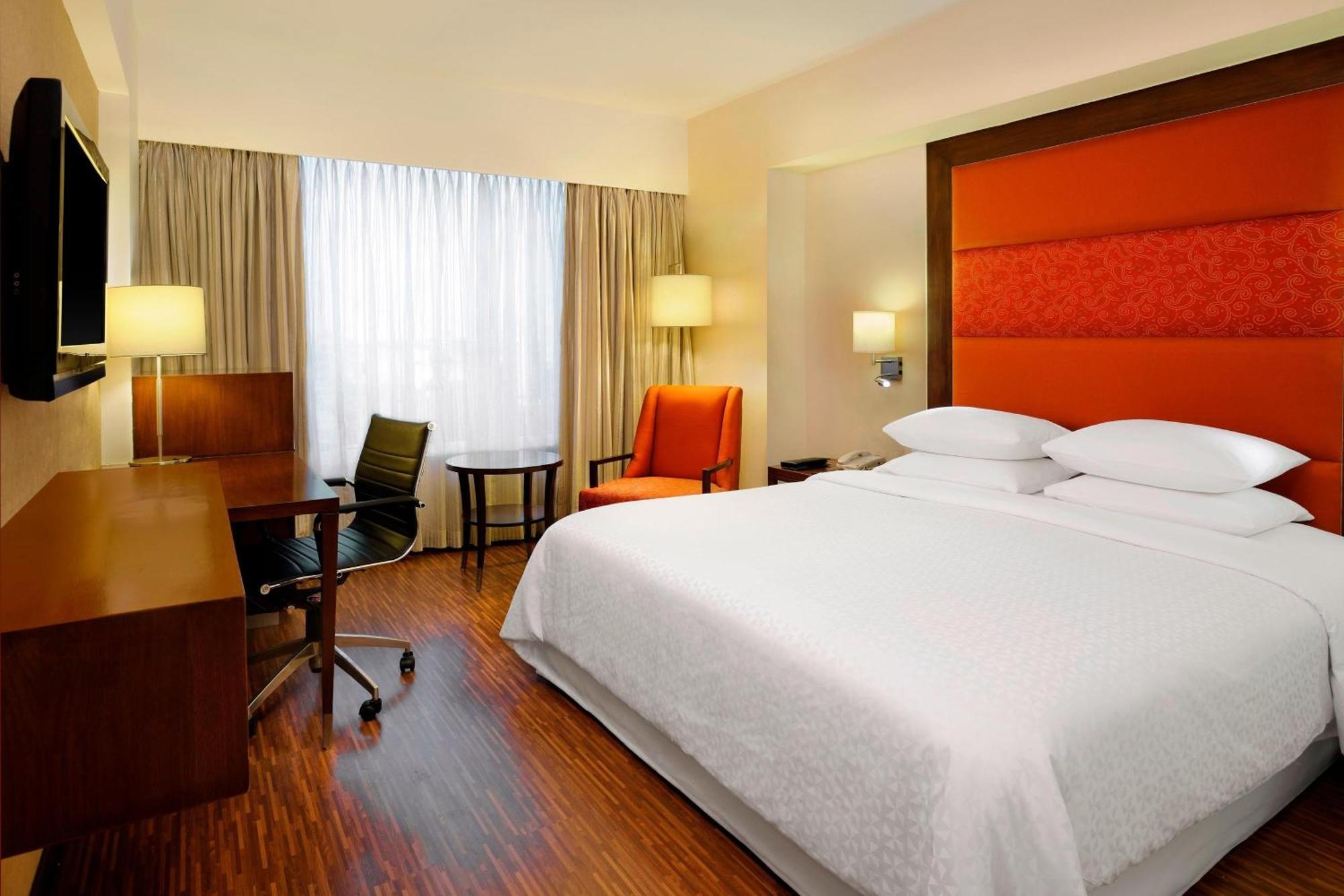 Four Points By Sheraton Ahmedabad Eksteriør bilde
