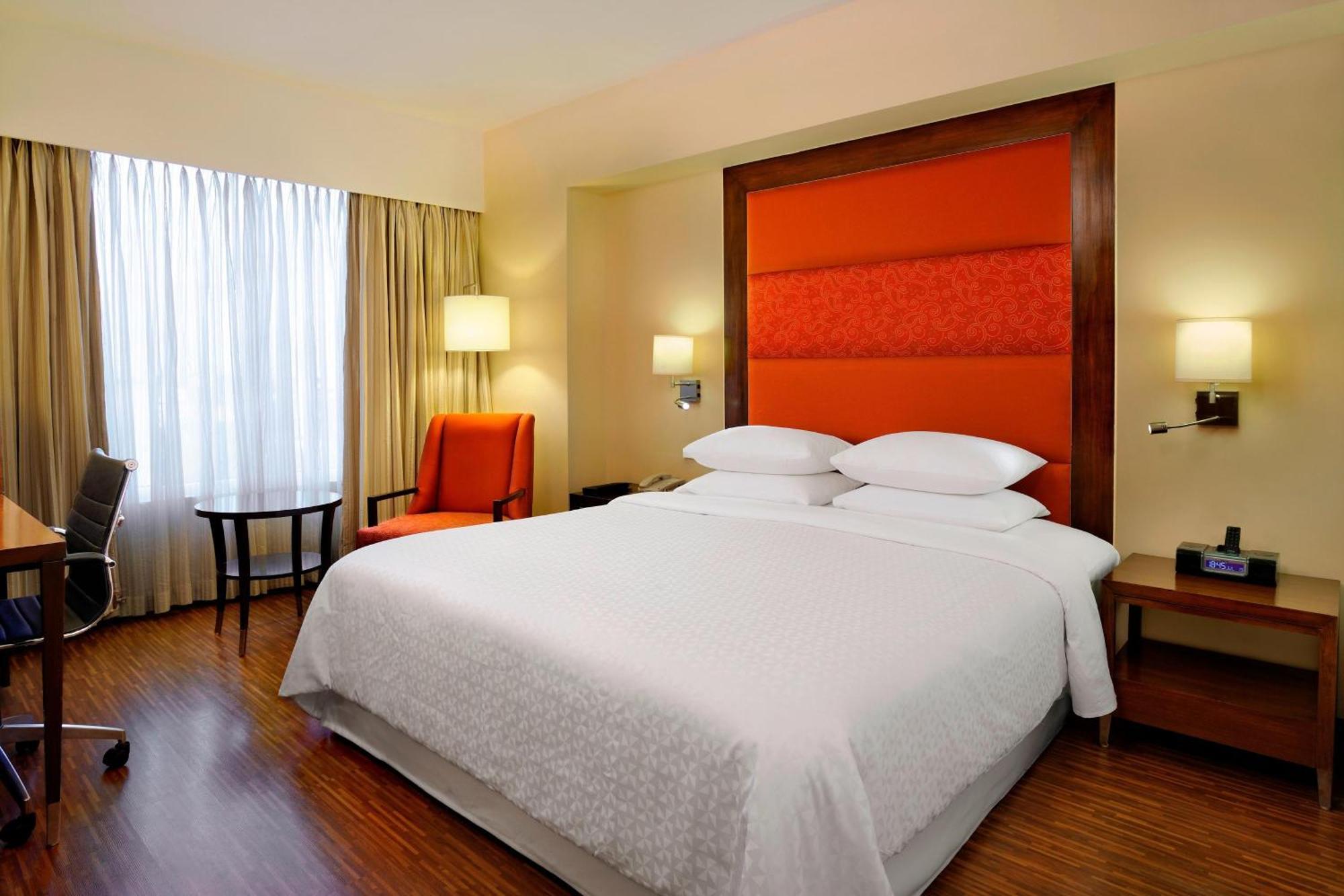 Four Points By Sheraton Ahmedabad Eksteriør bilde