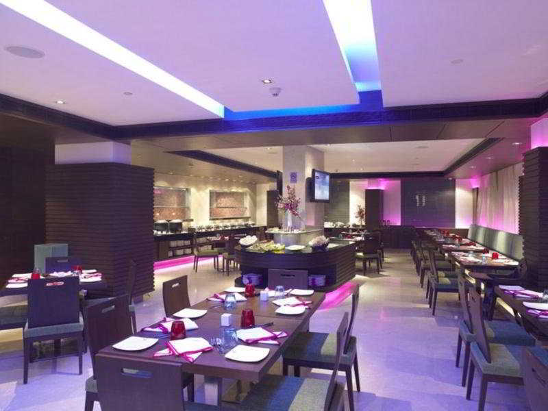 Four Points By Sheraton Ahmedabad Eksteriør bilde