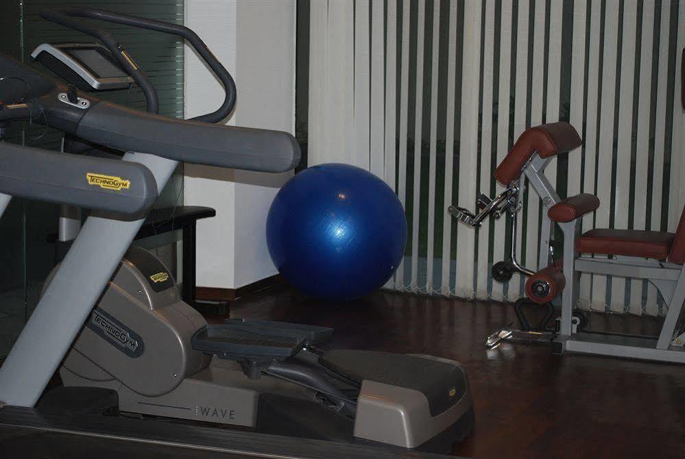 Four Points By Sheraton Ahmedabad Eksteriør bilde